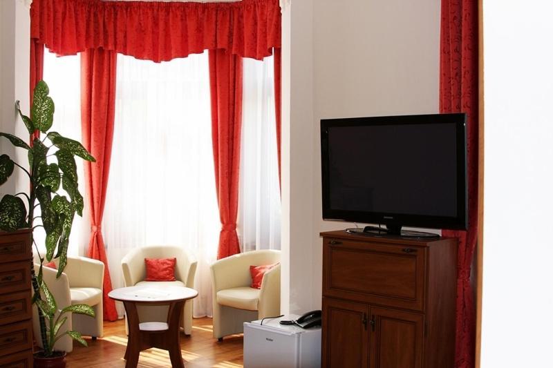 Olymp Penzion Komárno Habitación foto